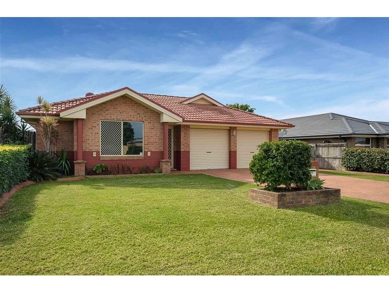 11 Guinea Flower Crescent, Worrigee NSW 2540