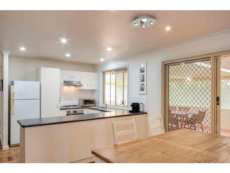 11 Guinea Flower Crescent, Worrigee NSW 2540