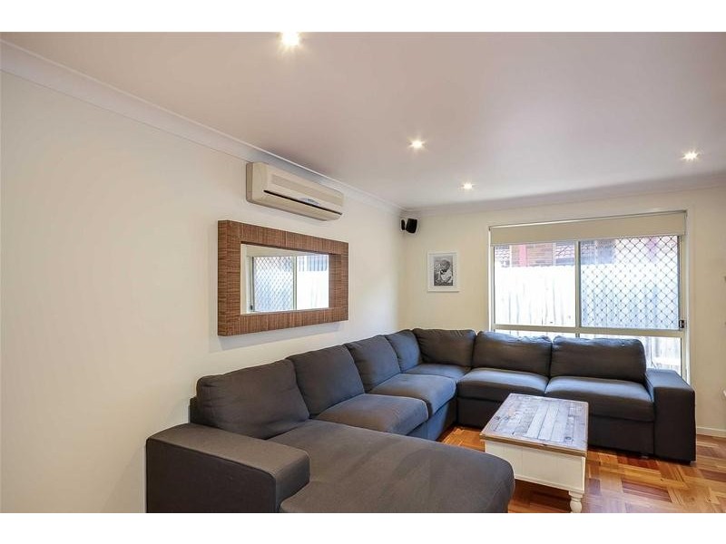 11 Guinea Flower Crescent, Worrigee NSW 2540