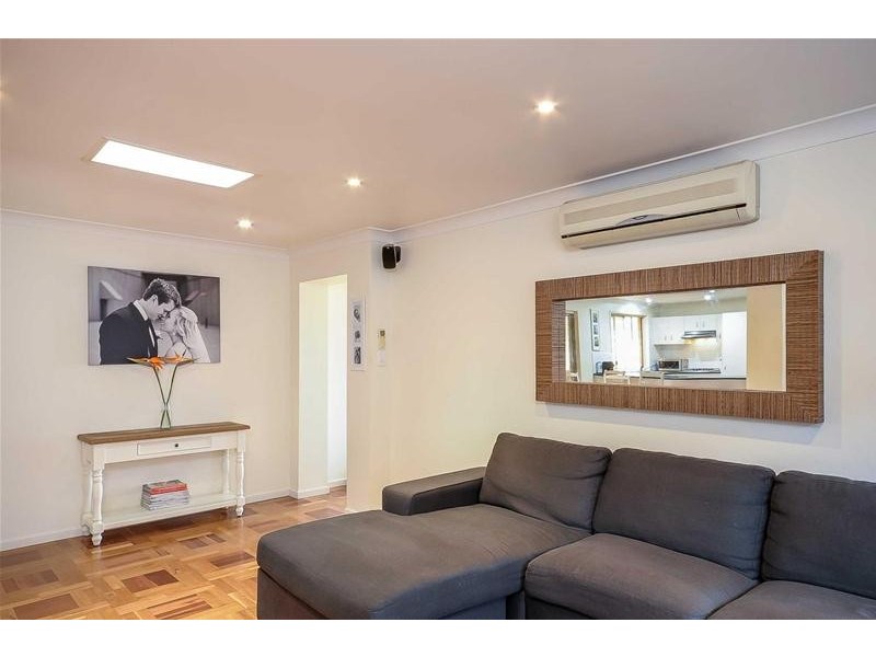 11 Guinea Flower Crescent, Worrigee NSW 2540