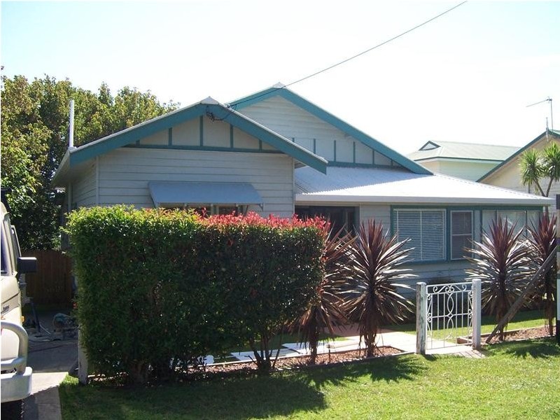 13 Worrigee Street, Nowra NSW 2541