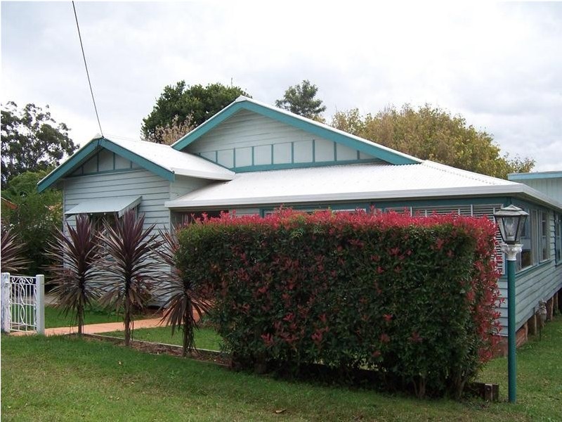 13 Worrigee Street, Nowra NSW 2541