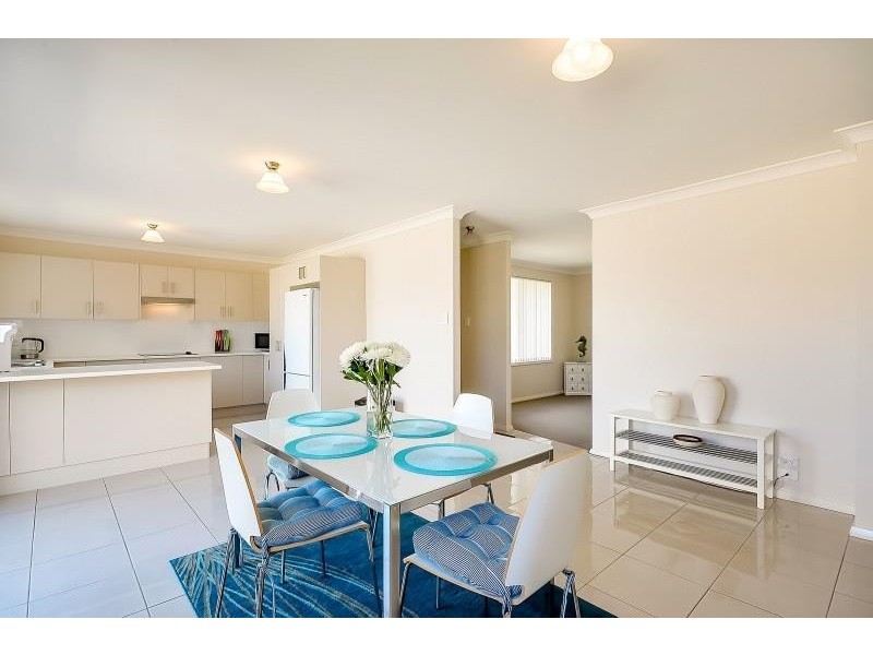 8 Doreen Court, West Nowra NSW 2541