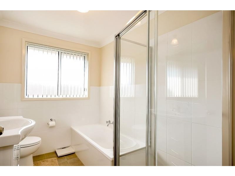 8 Doreen Court, West Nowra NSW 2541