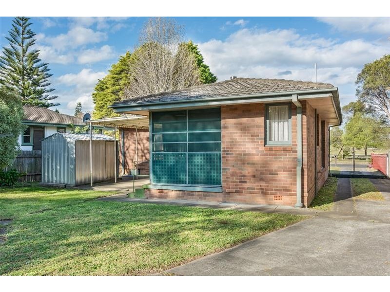 66 Sampson Crescent, Bomaderry NSW 2541