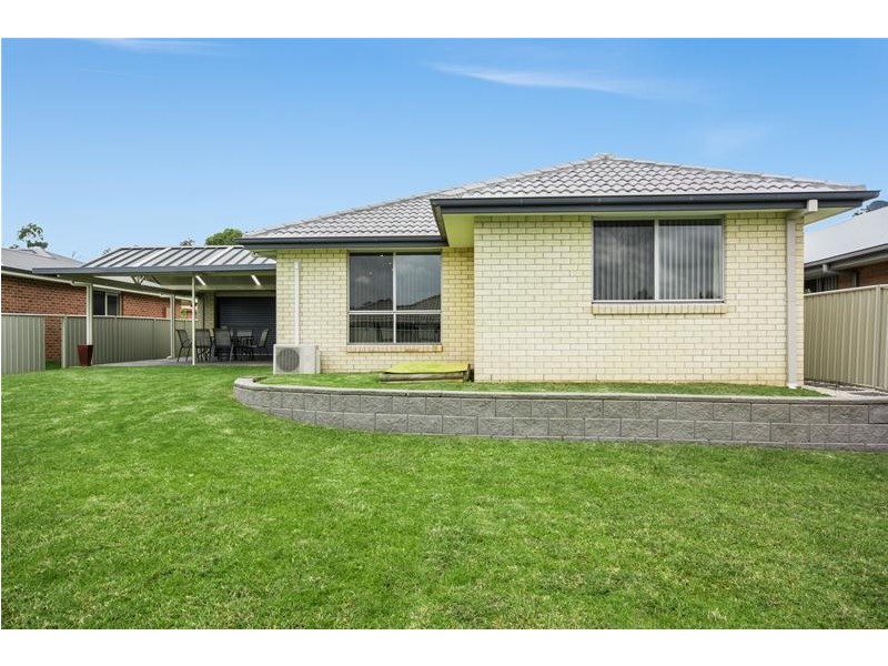 10 Denbigh Place, South Nowra NSW 2541