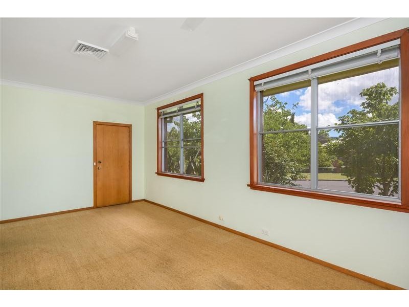 40 Tanang Street, Bomaderry NSW 2541