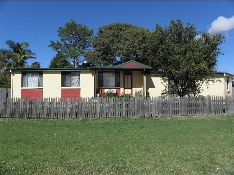 2 Seccombe Street, Nowra NSW 2541