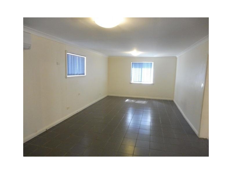 2 Seccombe Street, Nowra NSW 2541