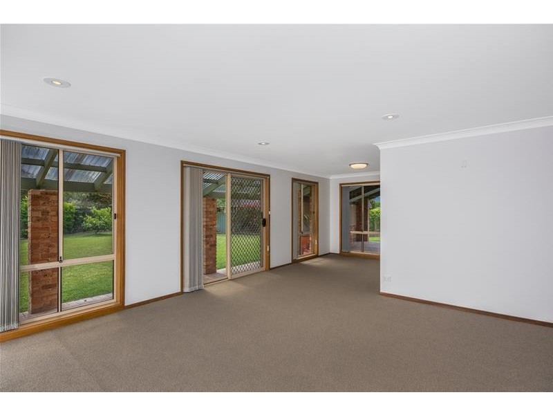 5 Princeton Place, Bomaderry NSW 2541