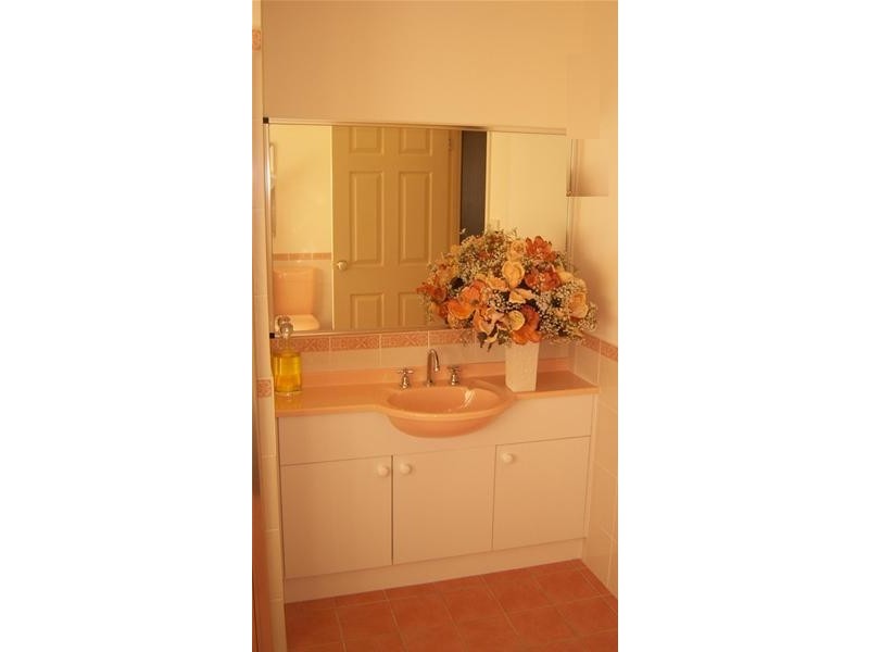 5 Burradoo Crescent, Nowra NSW 2541