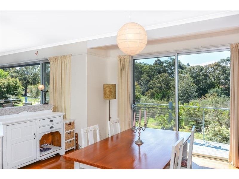 19 Nita Place, Bomaderry NSW 2541