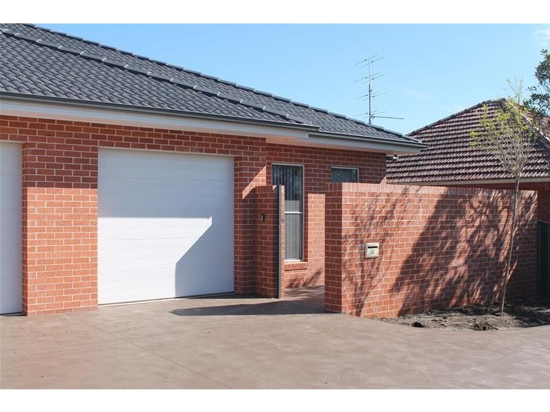 2/137 Kinghorne Street, Nowra NSW 2541