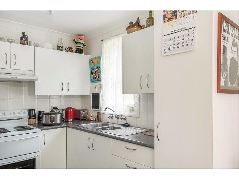 14 Sampson Crescent, Bomaderry NSW 2541