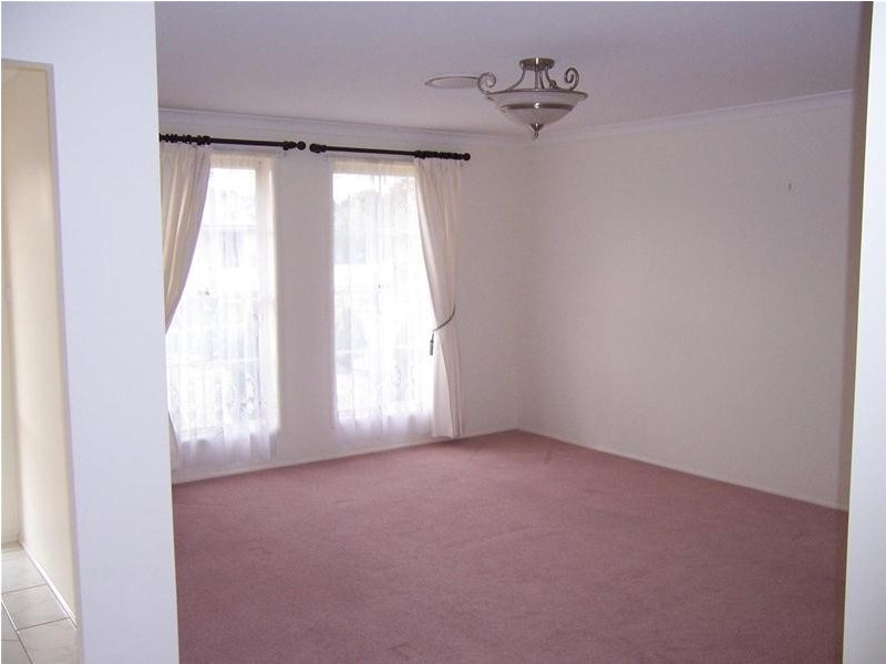 16 Blue Gum Way, North Nowra NSW 2541