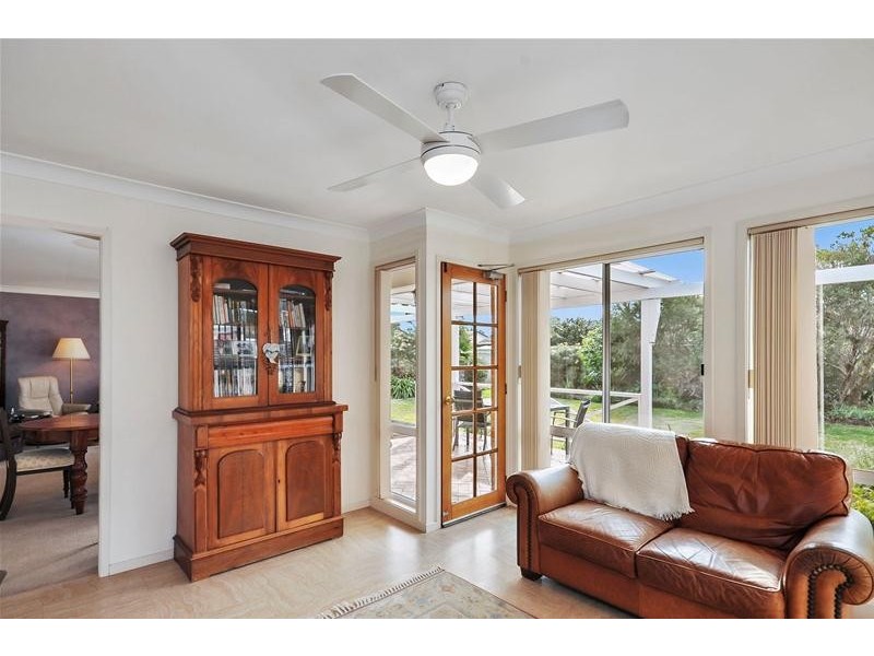 33 Lyrebird Drive, Nowra NSW 2541