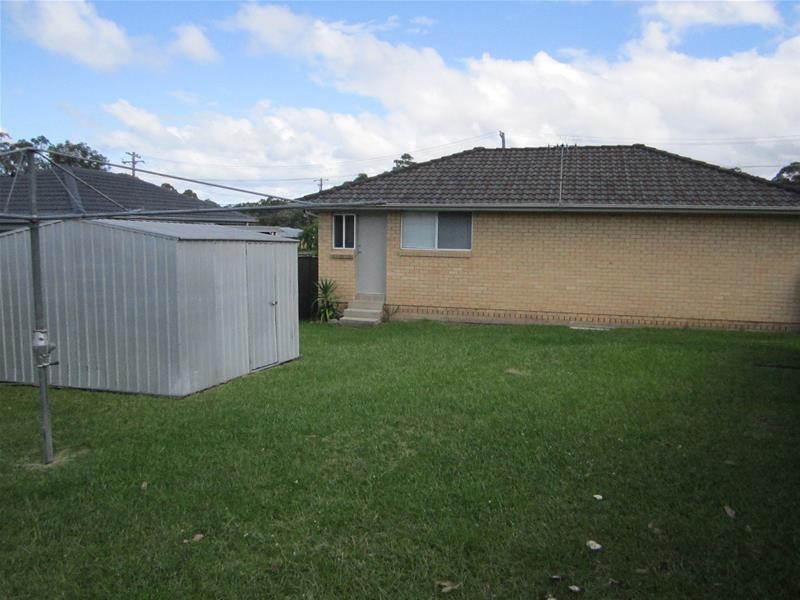 10 Peak Avenue, North Nowra NSW 2541