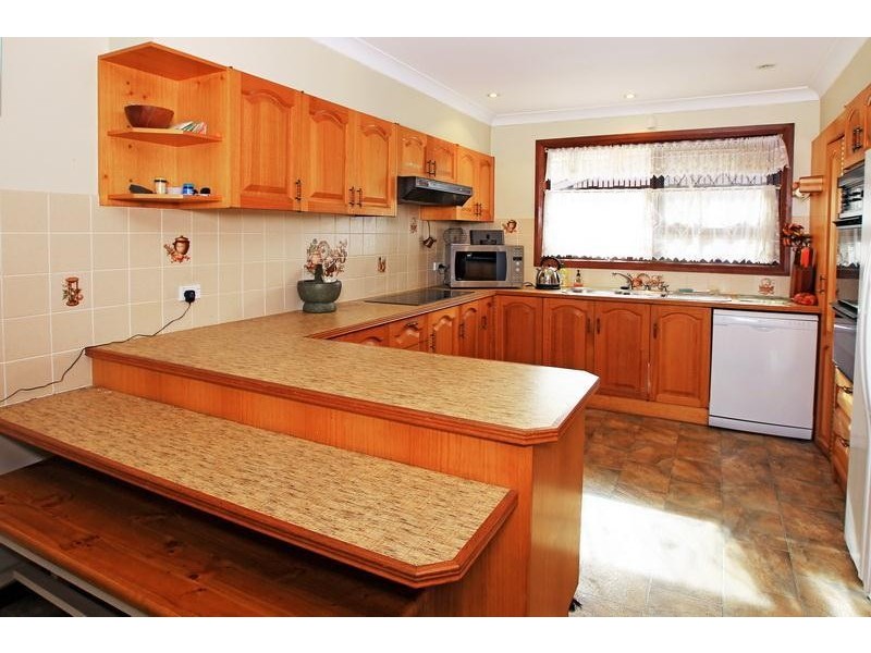 69 Cambewarra Road, Bomaderry NSW 2541