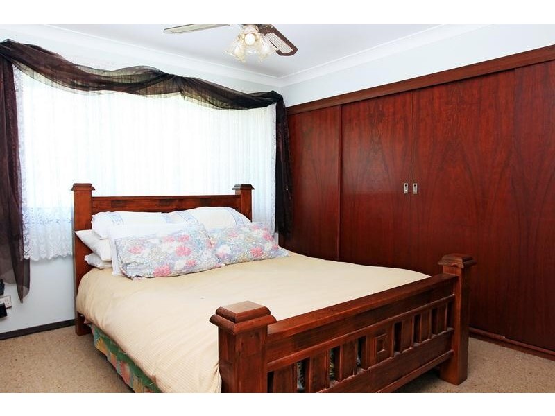 69 Cambewarra Road, Bomaderry NSW 2541