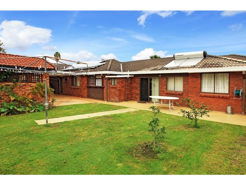 69 Cambewarra Road, Bomaderry NSW 2541