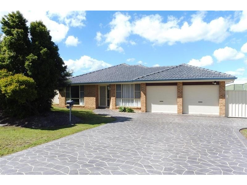 1 Blue Gum Way, North Nowra NSW 2541