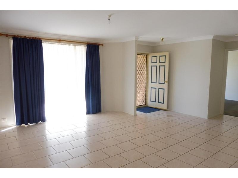 1 Blue Gum Way, North Nowra NSW 2541