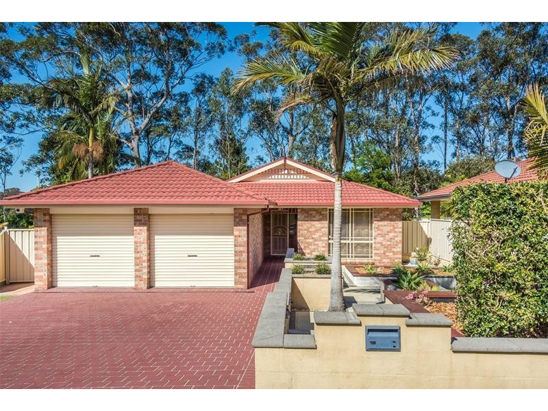16 Olympic Drive, West Nowra NSW 2541