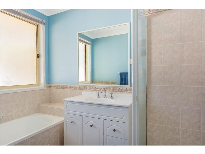 16 Olympic Drive, West Nowra NSW 2541