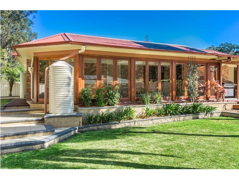 16 Olympic Drive, West Nowra NSW 2541