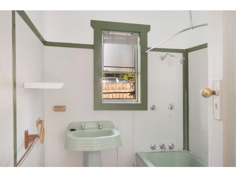 40 West Street, Nowra NSW 2541