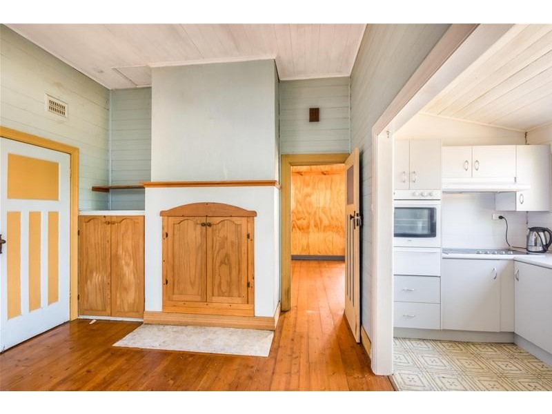 33 Coomea Street, Bomaderry NSW 2541