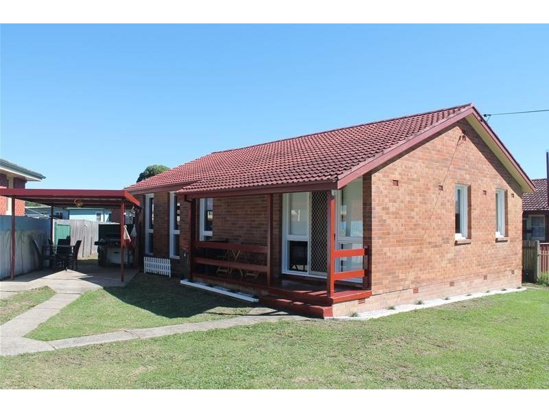 31 McKay Street, Nowra NSW 2541