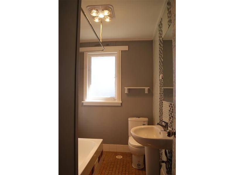 31 McKay Street, Nowra NSW 2541