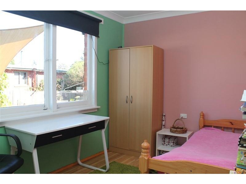 31 McKay Street, Nowra NSW 2541