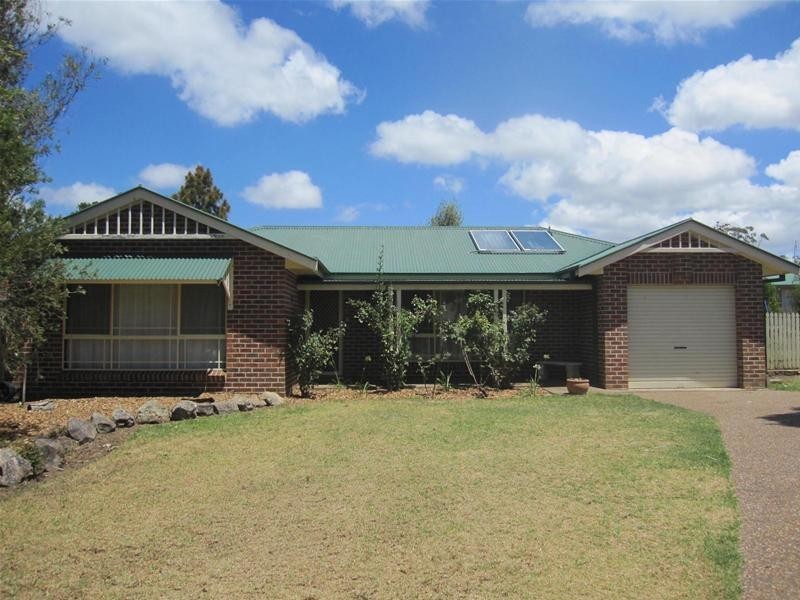 7 Tummel Close, West Nowra NSW 2541