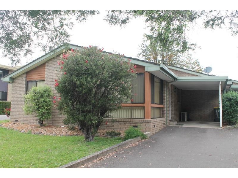 1/7 Campbell Place, Nowra NSW 2541