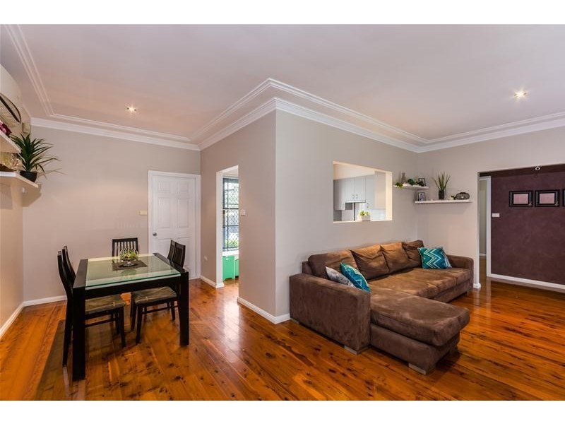 4 McDonald Avenue, Nowra NSW 2541