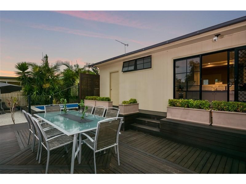 4 McDonald Avenue, Nowra NSW 2541