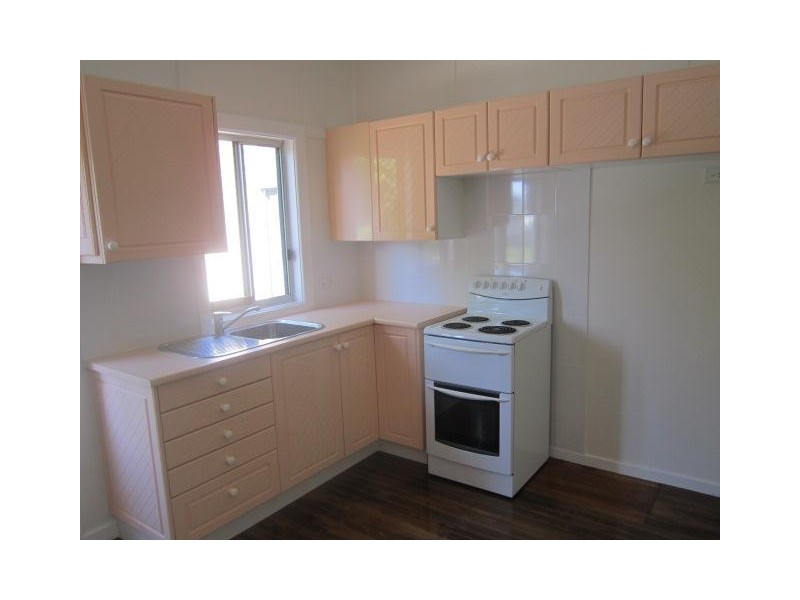 19 Meroo Street, Bomaderry NSW 2541