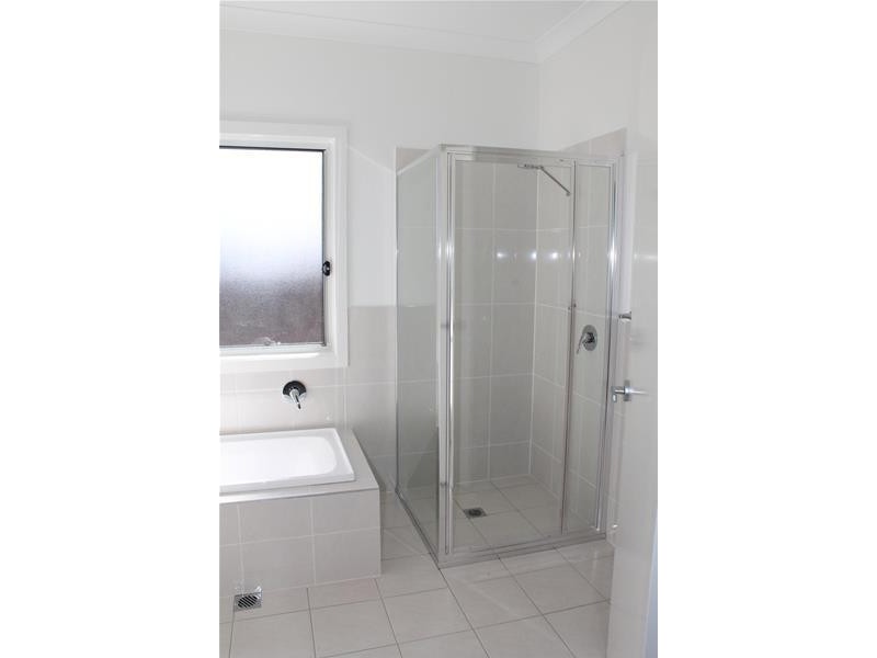 2/137 Kinghorne Street, Nowra NSW 2541