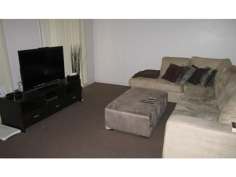 92 Lyndhurst Drive, Bomaderry NSW 2541