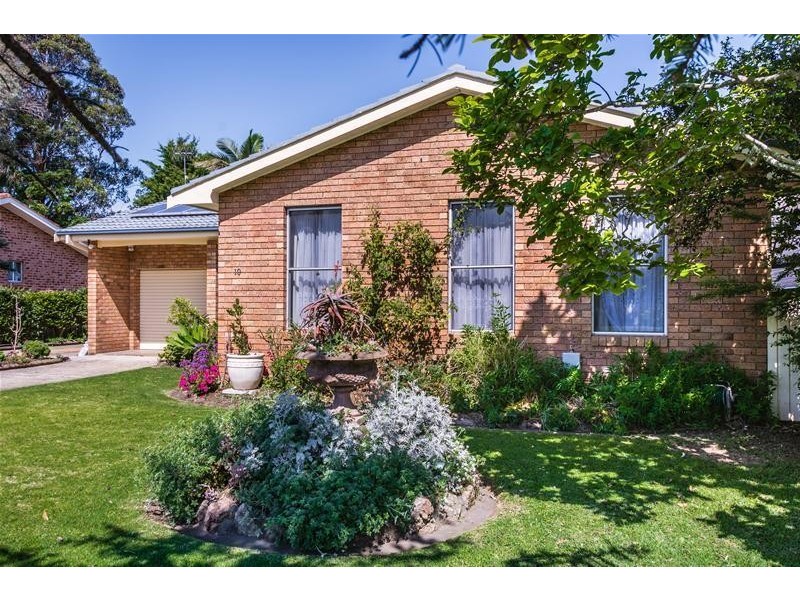 10 Elia Avenue, Nowra NSW 2541