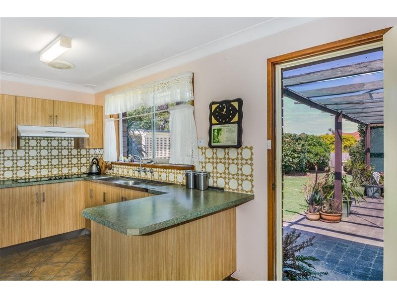 10 Elia Avenue, Nowra NSW 2541