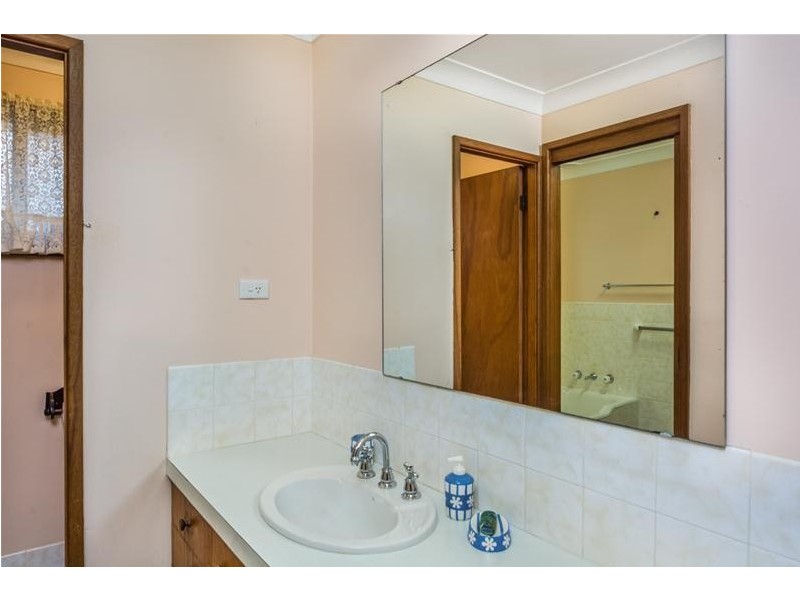 10 Elia Avenue, Nowra NSW 2541