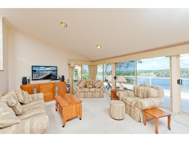 32 Illaroo Road, North Nowra NSW 2541