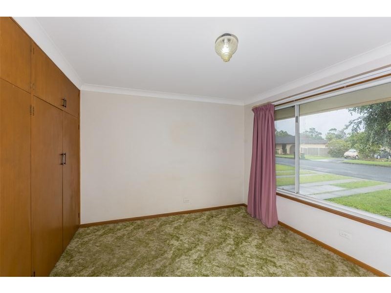 2 Allison Avenue, Nowra NSW 2541