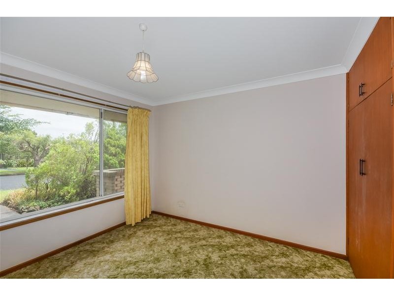 2 Allison Avenue, Nowra NSW 2541