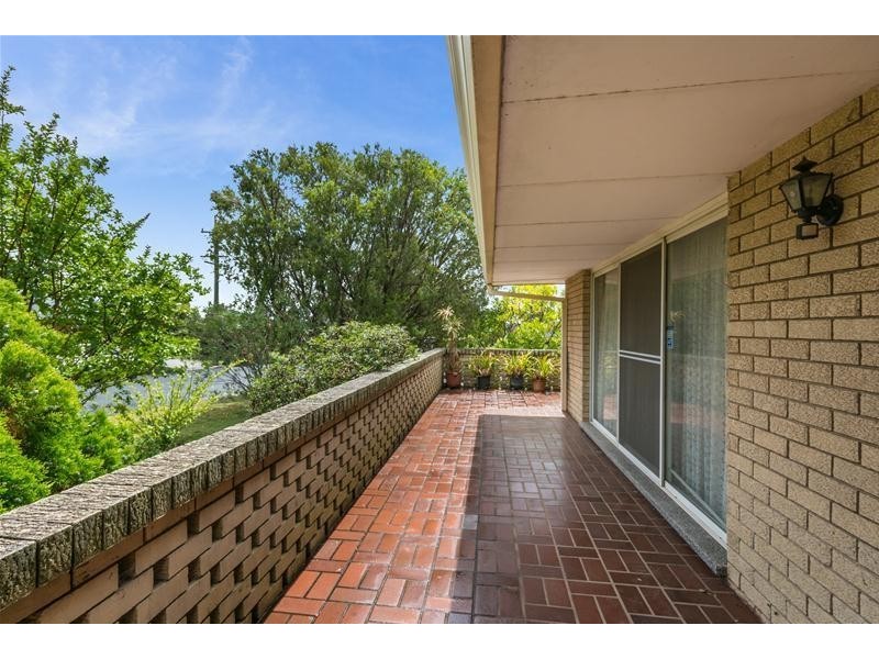 2 Allison Avenue, Nowra NSW 2541