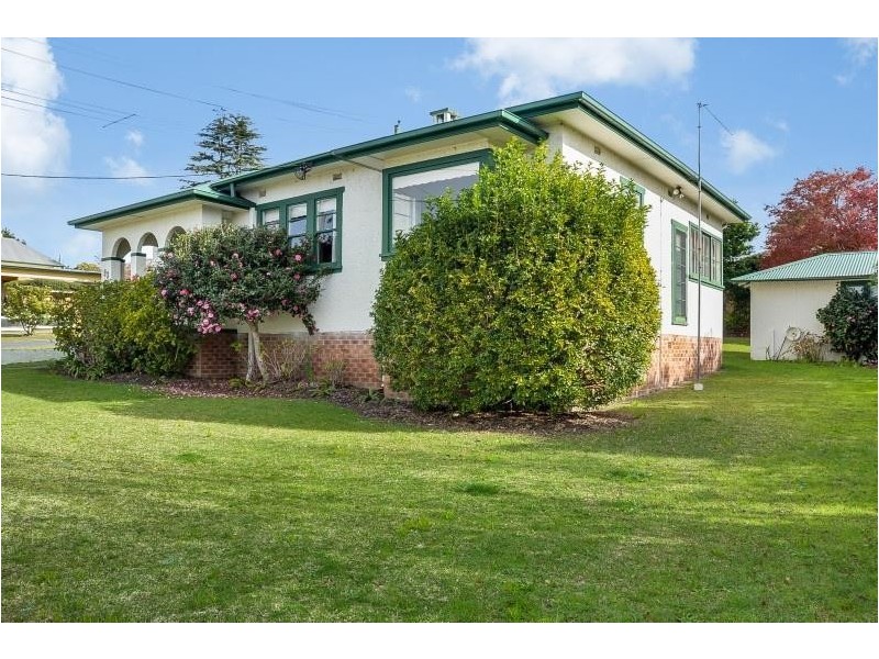 93 Shoalhaven Street, Nowra NSW 2541
