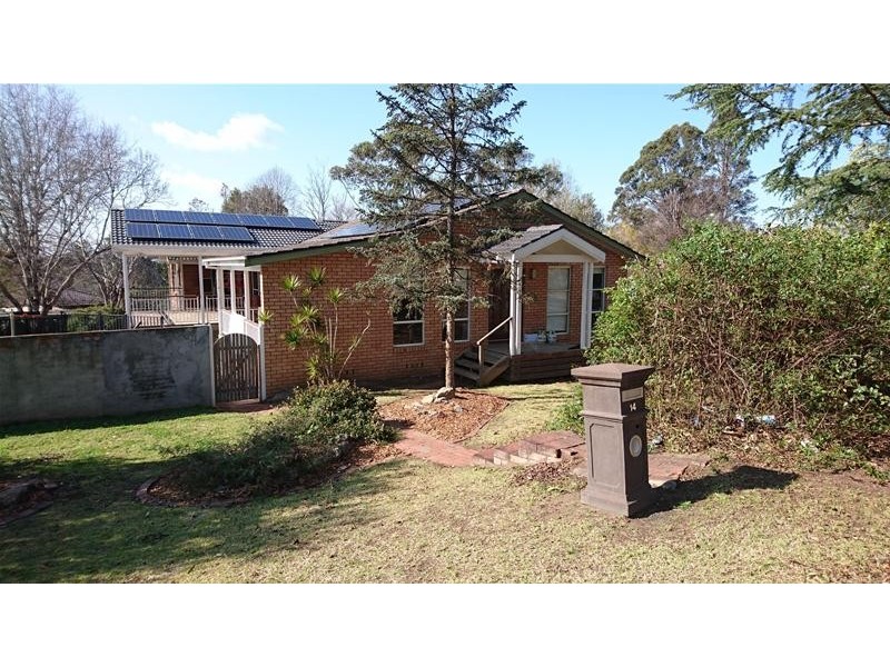 14 Goorama Drive, Cambewarra NSW 2540